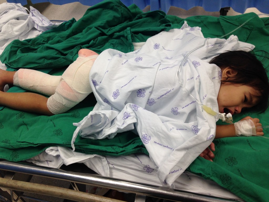 Shower in hell : มหันตภัยใกล้ครอบครัว